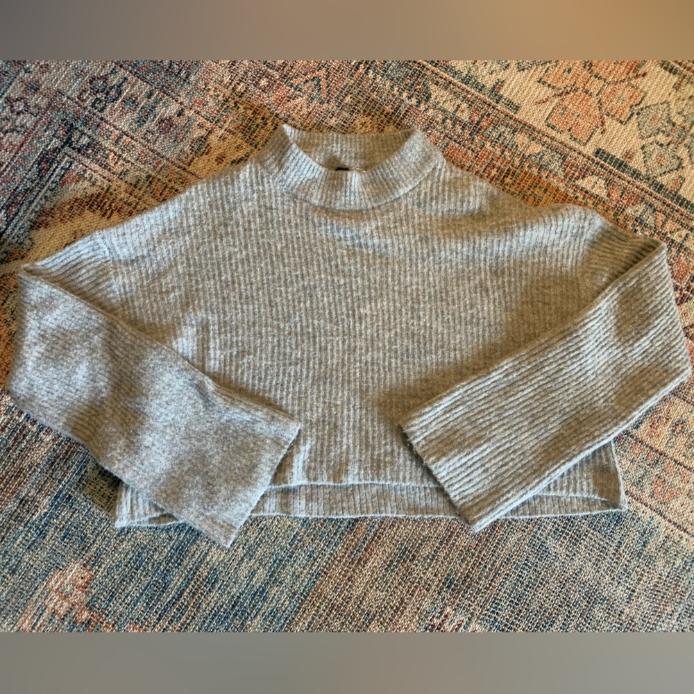 H&M Divided mock neck sweater